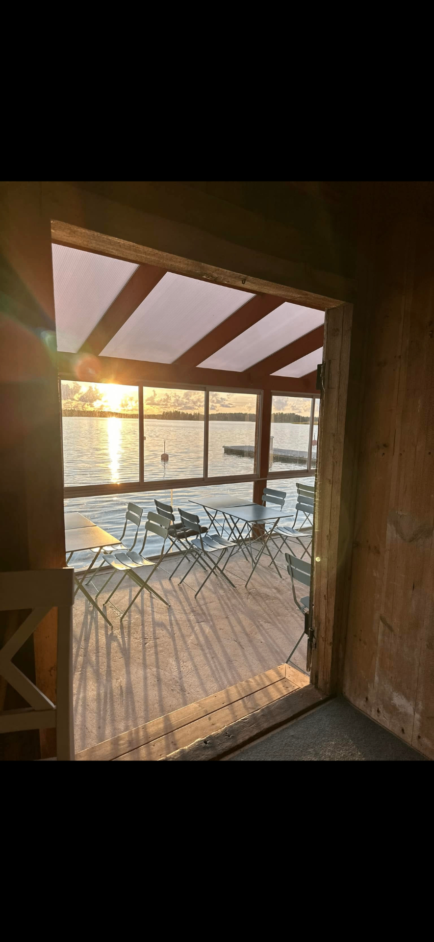Terrass i solnedgången